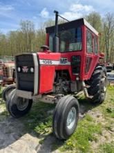 9879 Massey Ferguson 1085 Tractor