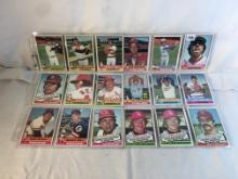 Lot of 18 Pcs Collector Vintage MLB Baseball Sport Trading Assorted Cards & Players -See Pictures