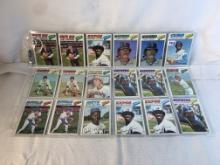 Lot of 18 Pcs Collector Vintage MLB Baseball Sport Trading Assorted Cards & Players -See Pictures