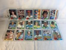 Lot of 18 Pcs Collector Vintage MLB Baseball Sport Trading Assorted Cards & Players -See Pictures