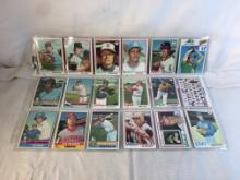 Lot of 18 Pcs Collector Vintage MLB Baseball Sport Trading Assorted Cards & Players -See Pictures