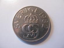 Foreign Coins:   1982 Sweden 5 Kroner