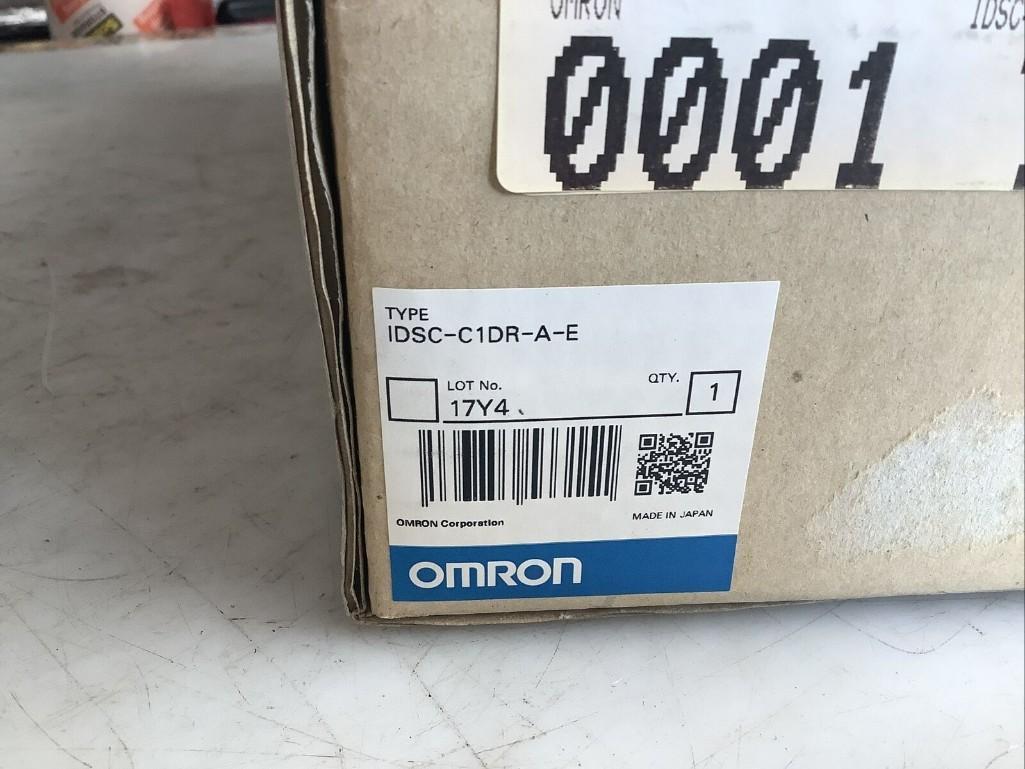 ( 2 ) OMRON IDSC-C1DR-A-E ID SYSTEM CONTROLLER