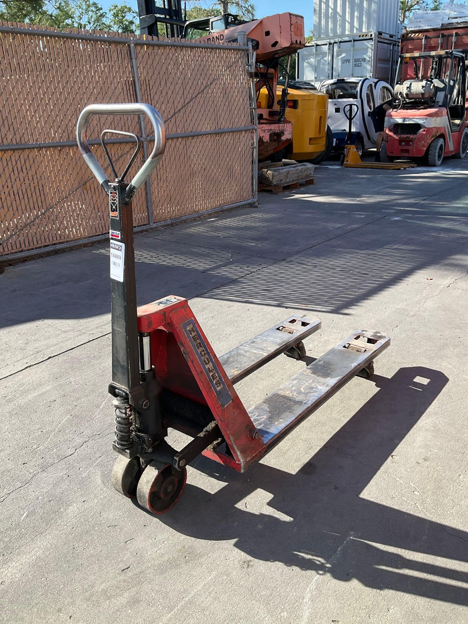 HERCULES HYDRAULIC PALLET JACK MODEL ML55, APPROX MAX CAPACITY 5500LBS