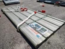 ( 1 ) STACK OF UNUSED POLYCARBONATE ROOF PANEL IN CLEAR, APPROX 35in X 8FT , APPROX 30 PANELS