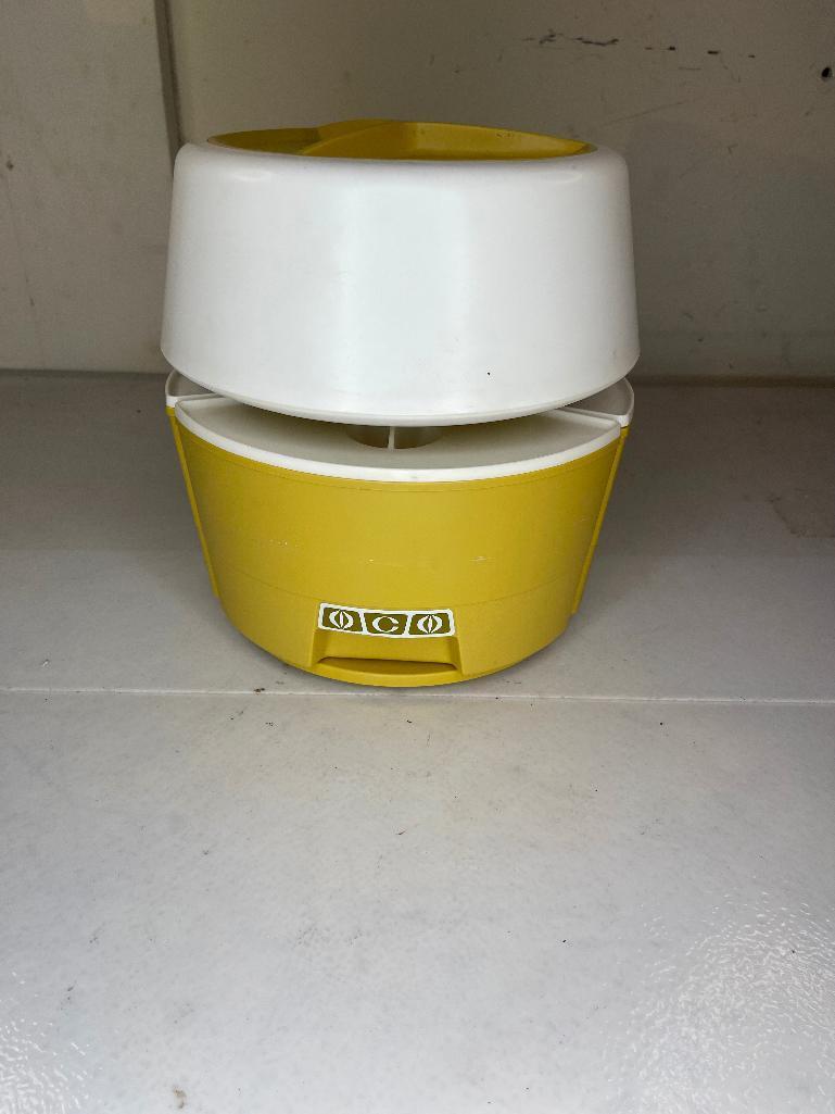 Mid century kitchen container