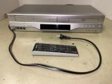 Toshiba VHS/DVD Player w/Remote Model SD-V393SU1
