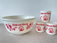 Vintage Hazel Atlas Tom and Jerry Bowl with 3 Cups