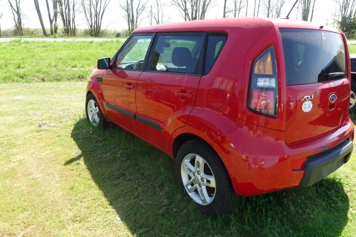 #2601 2011 KIA SOUL 192048 MILES 2.0 L AUTO TRANS BLUETOOTH CLOTH INTERIOR