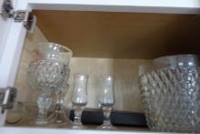CABINET LOT INCLUDING DIAMOND PATTERN ICE BUCKET AND MORE