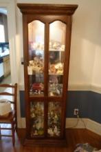 LIGHTED CURIO CABINET 5 SHELVES APPROX 74 INCH TALL X 26 INCH X 13 INCH