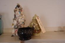 SEASHELL MINIATURE LIGHTED TREE MINIATURE COVERED GINGER JAR AND SILVER PLA