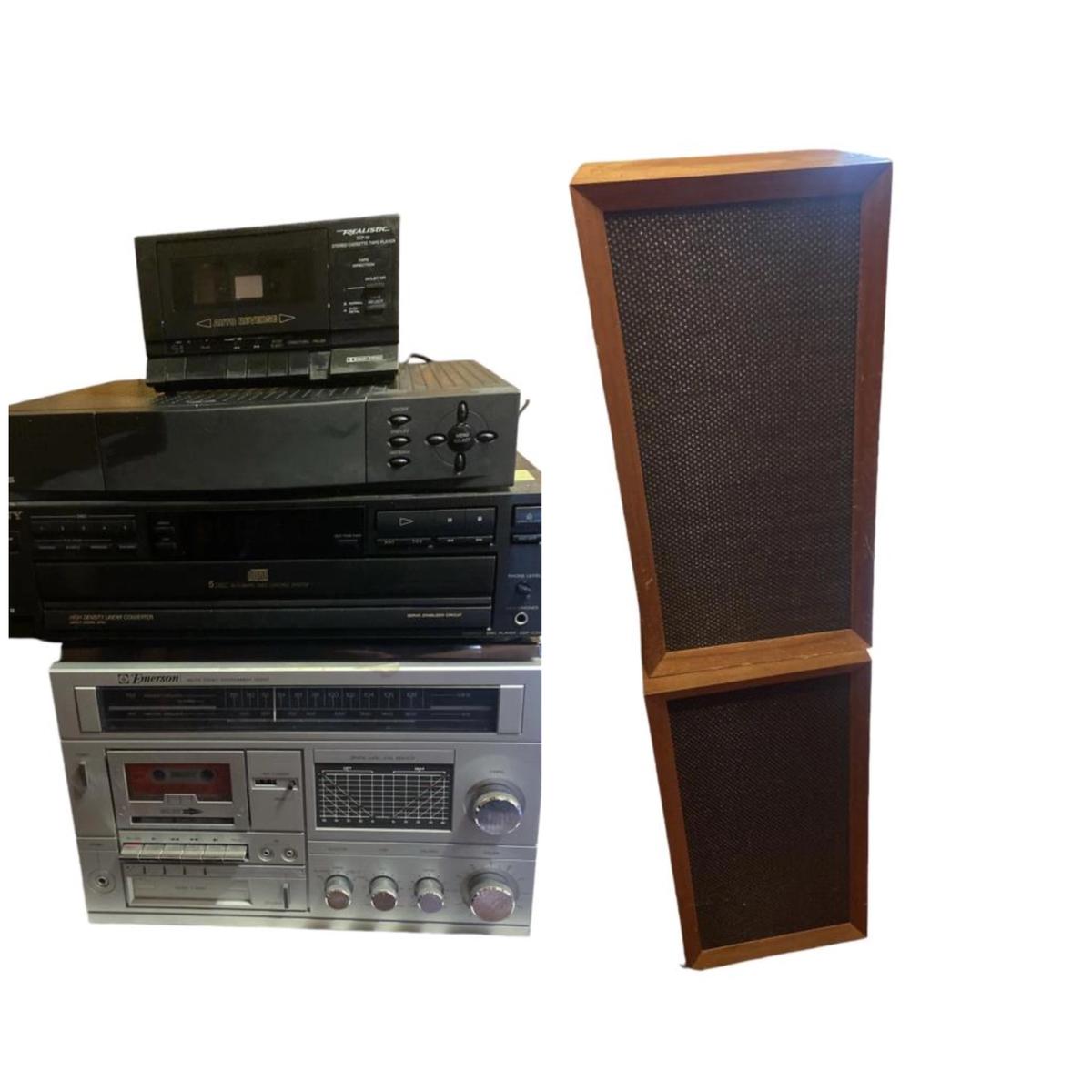 Stereo Equipment: Emerson Model MC1422 Stereo,