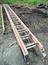 40' Fiberglass Extension Ladder