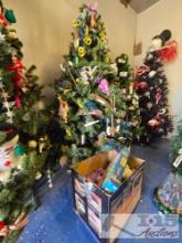 Christmas tree, box of Decorations