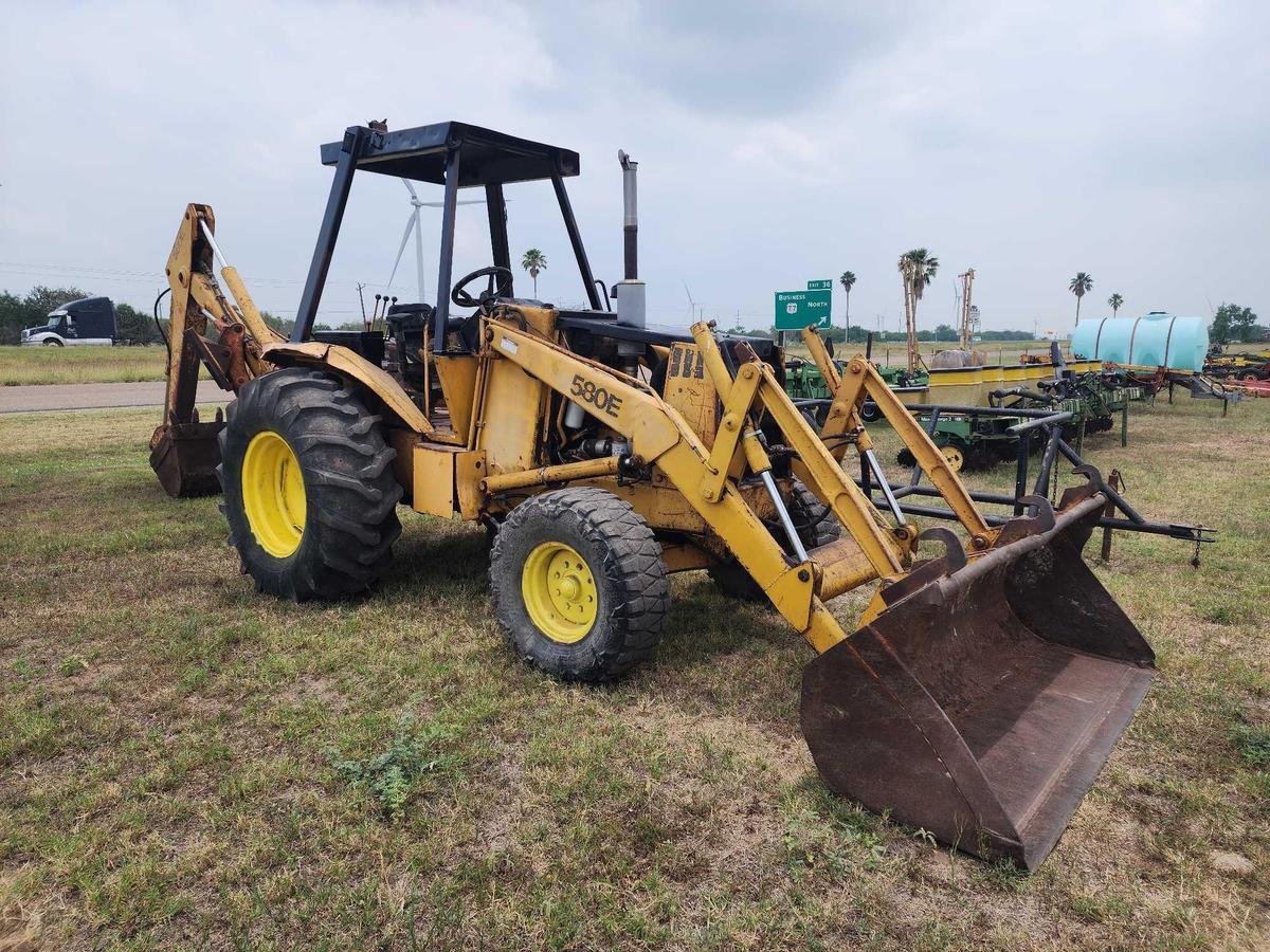 Case 580E Backhoe Loader