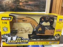 (36)UNUSED ALLOY 11CH REMOTE CONTROL EXCAVATOR