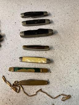 Nice lot of old pocket knives