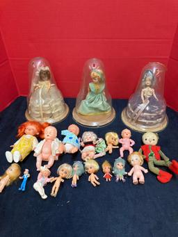 Vintage dolls and miniature dolls