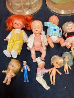 Vintage dolls and miniature dolls