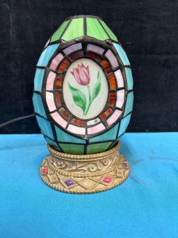 Unique stained glass lamp
