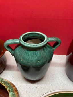 Hull McCoy Roseville, pottery items and more