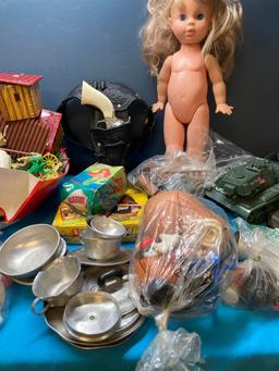 Children?s toys, dishes, Mr. potato head, soldiers, and more