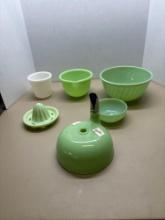 Jadeite reamer mixing bowl blender attachment et