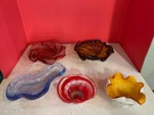 Art glass dishes or bowls