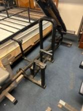 incline standing row weightlifting machine