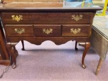 Queen Anne lowboy dresser or chest