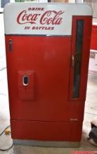 Vendo 110 Coke Coca-Cola Machine 1950s Vintage