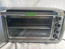 KitchenAid Counter Top Toaster Oven With Accessories