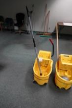 MOP BUCKET W/MOP HANDLE