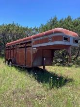 16' GOOSENECK LIVESTOCK TRAILER