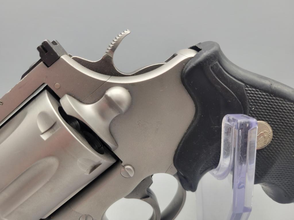Colt Anaconda Revolver .44 Mag