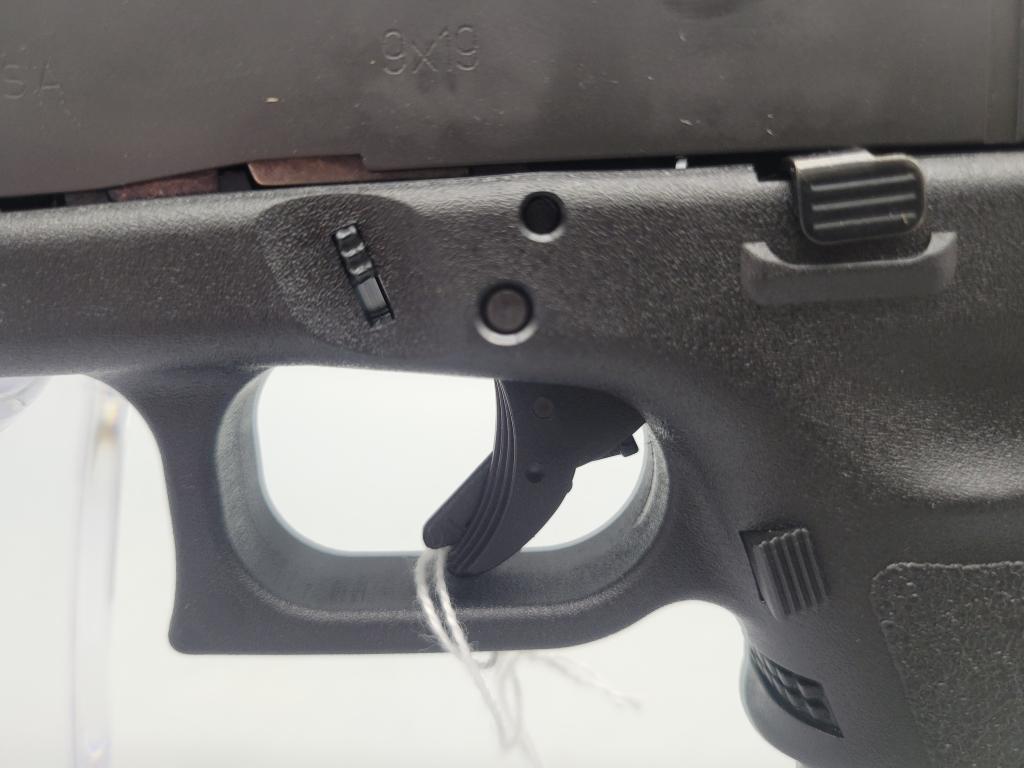 Glock 19 9mm Luger