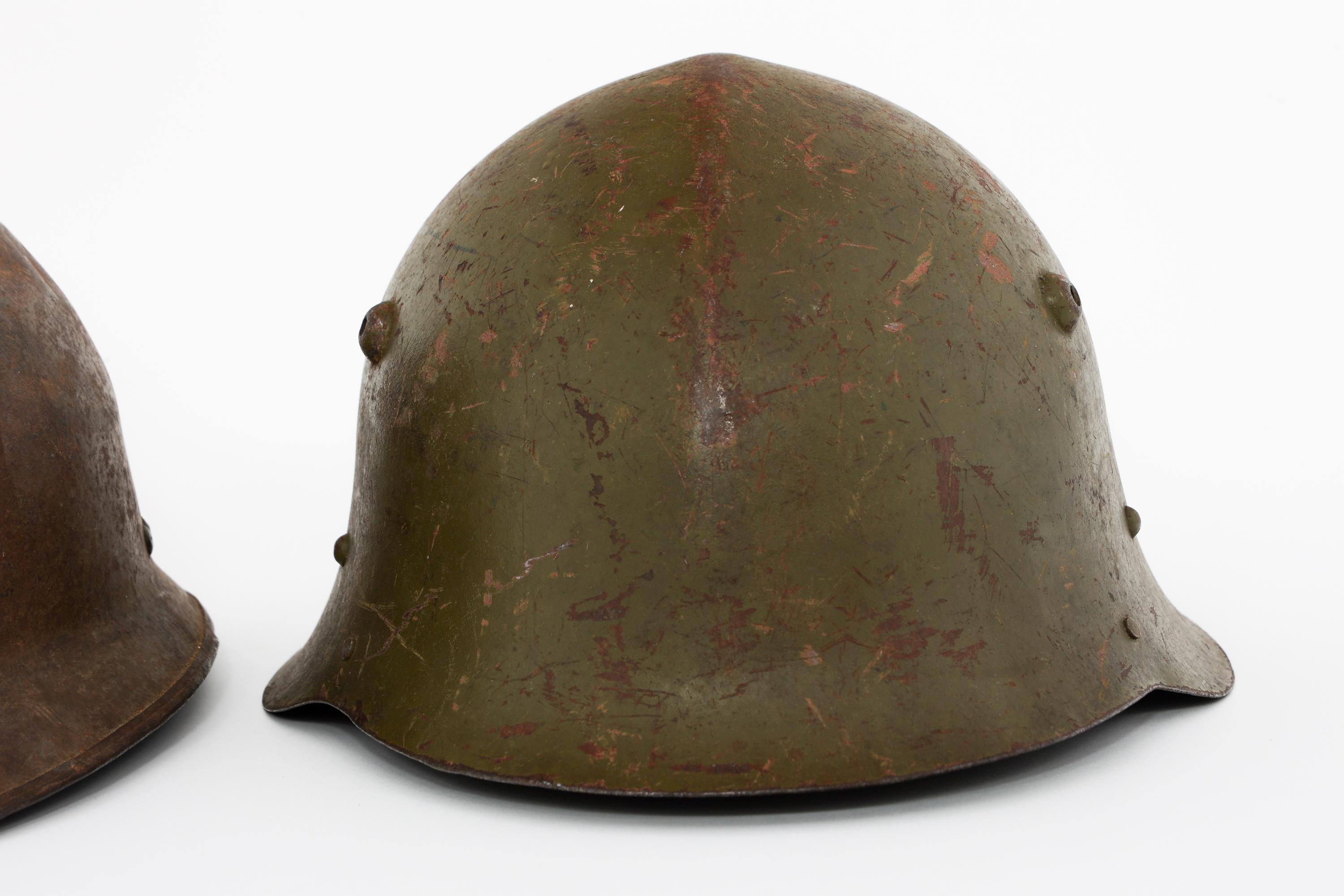 WWII - COLD WAR WORLD MILITARY COMBAT HELMETS