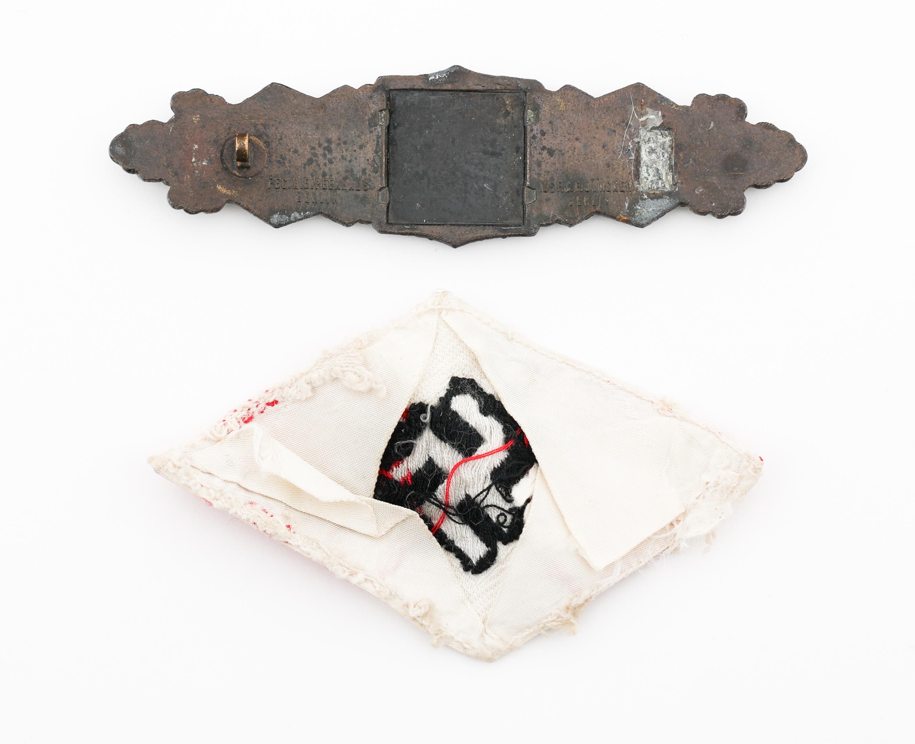 WWII GERMAN CLOSE COMBAT CLASP & WOUND BADGES