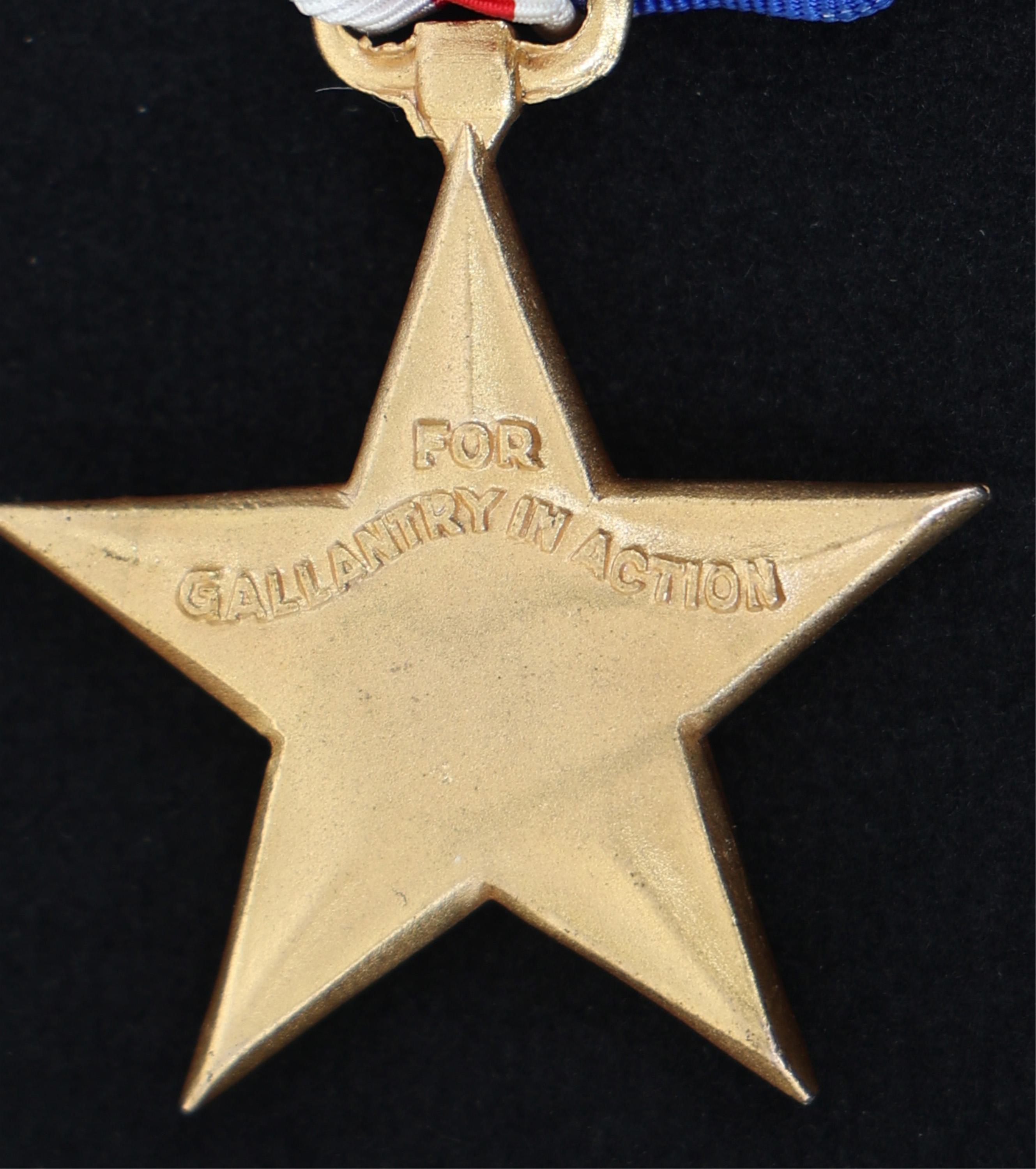 WWII US ARMY SILVER STAR MEDAL WITH CASE