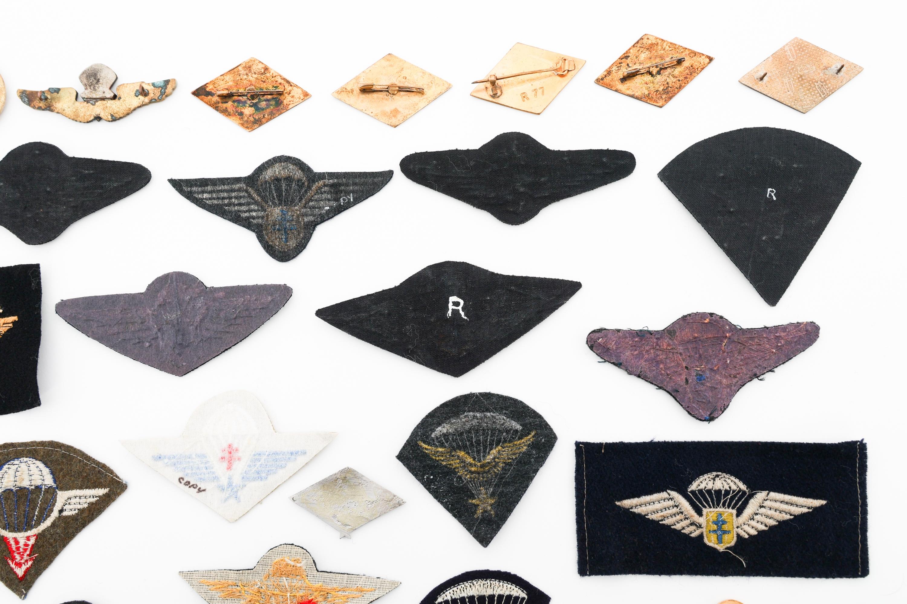 COLD WAR FRENCH PARATROOPER JUMP WINGS & INSIGNIA
