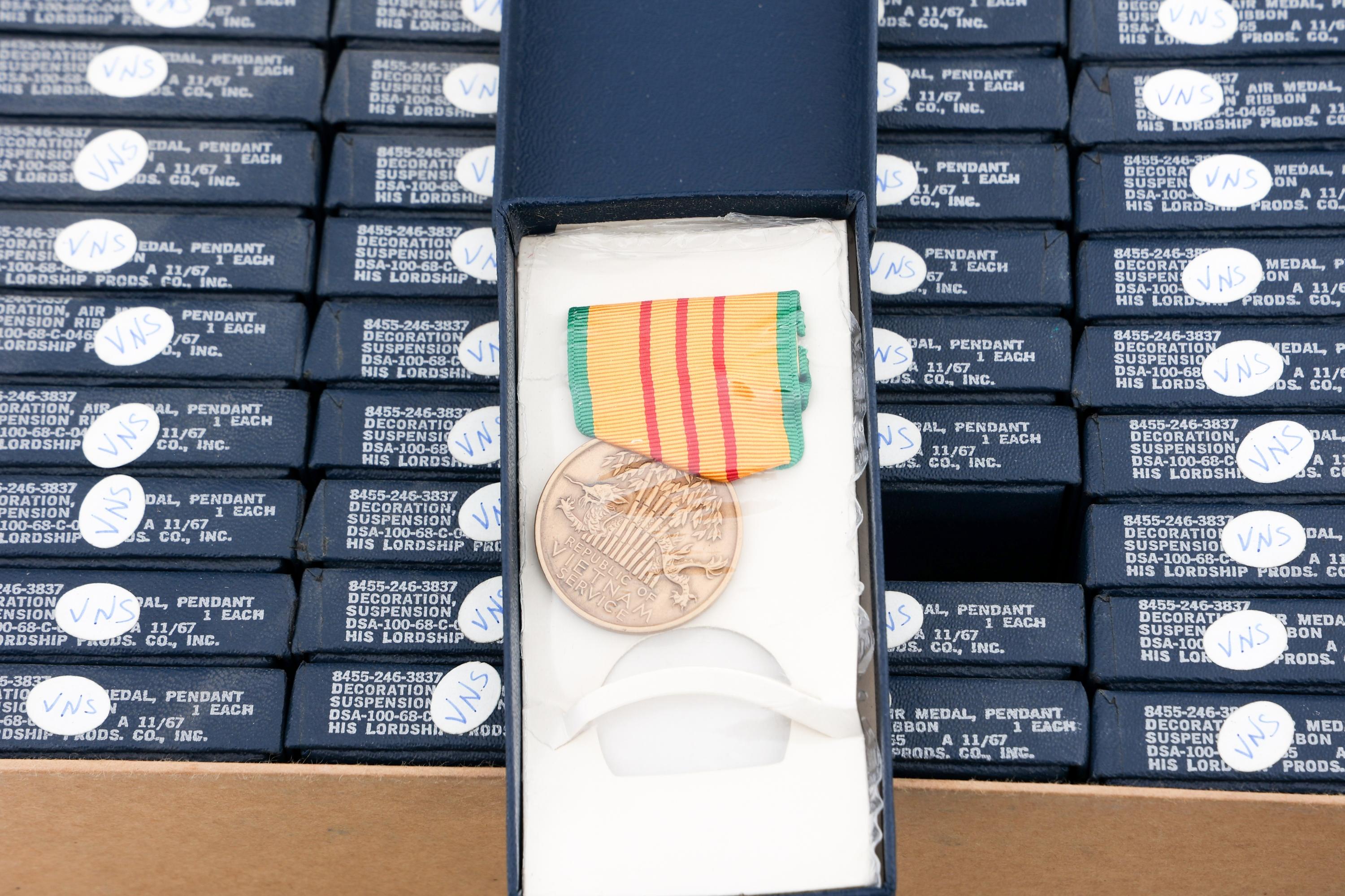 POST-WWII - CURRENT US ARMED FORCES MEDALS