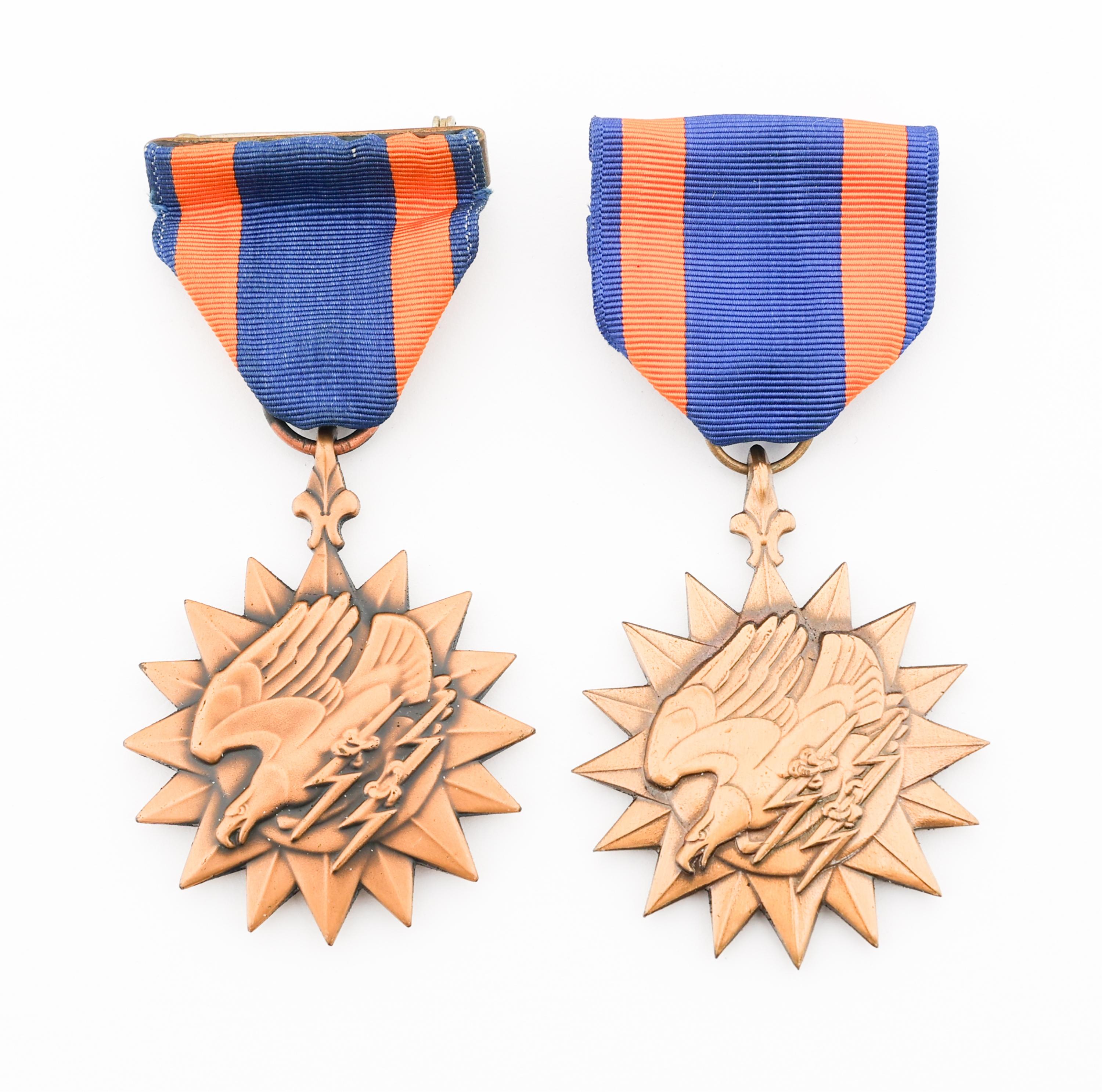 WWII US ARMED FORCES MEDALS & RIBBONS