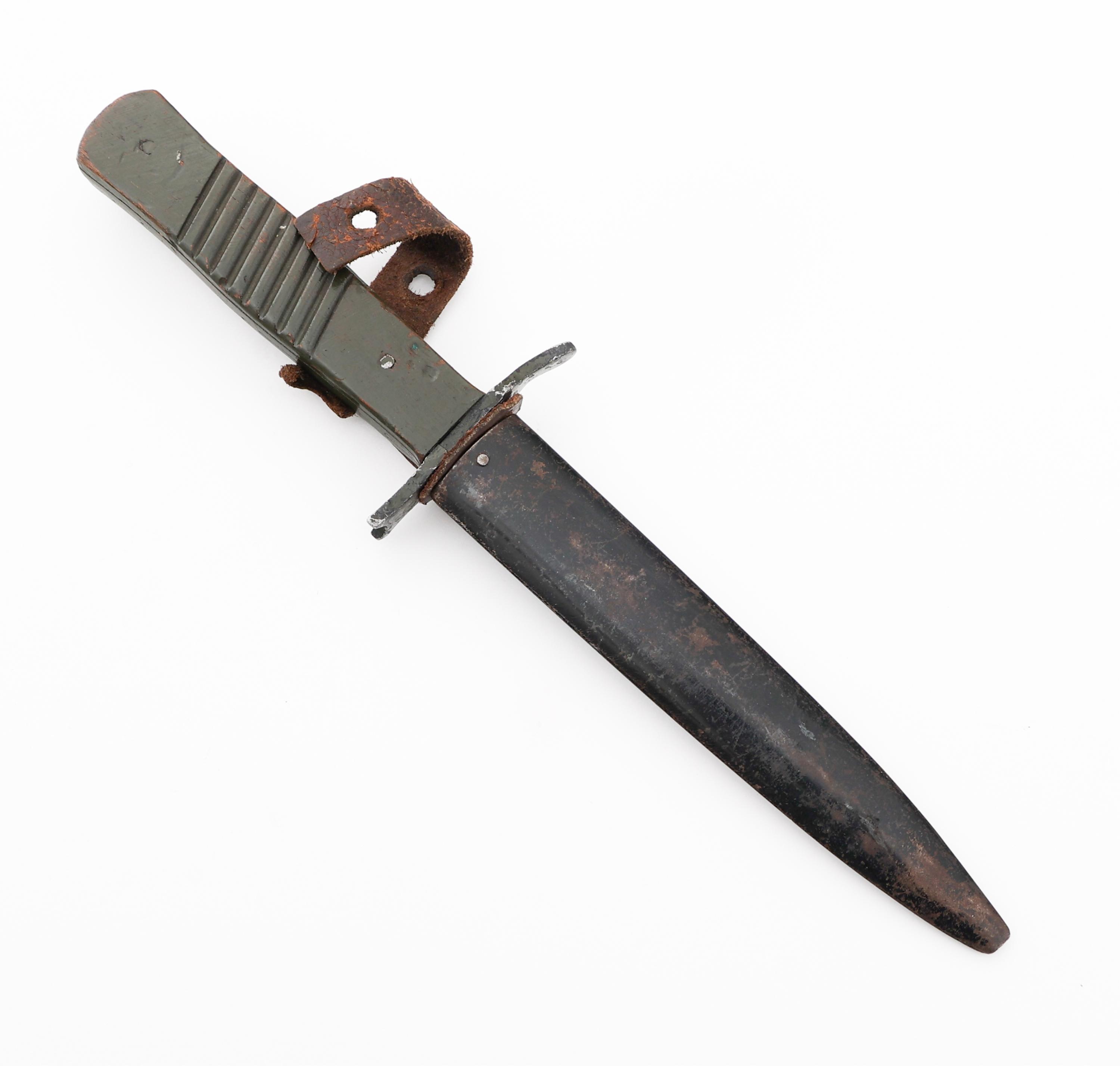 WWI IMPERIAL GERMAN BOOT KNIFE by DEMAG