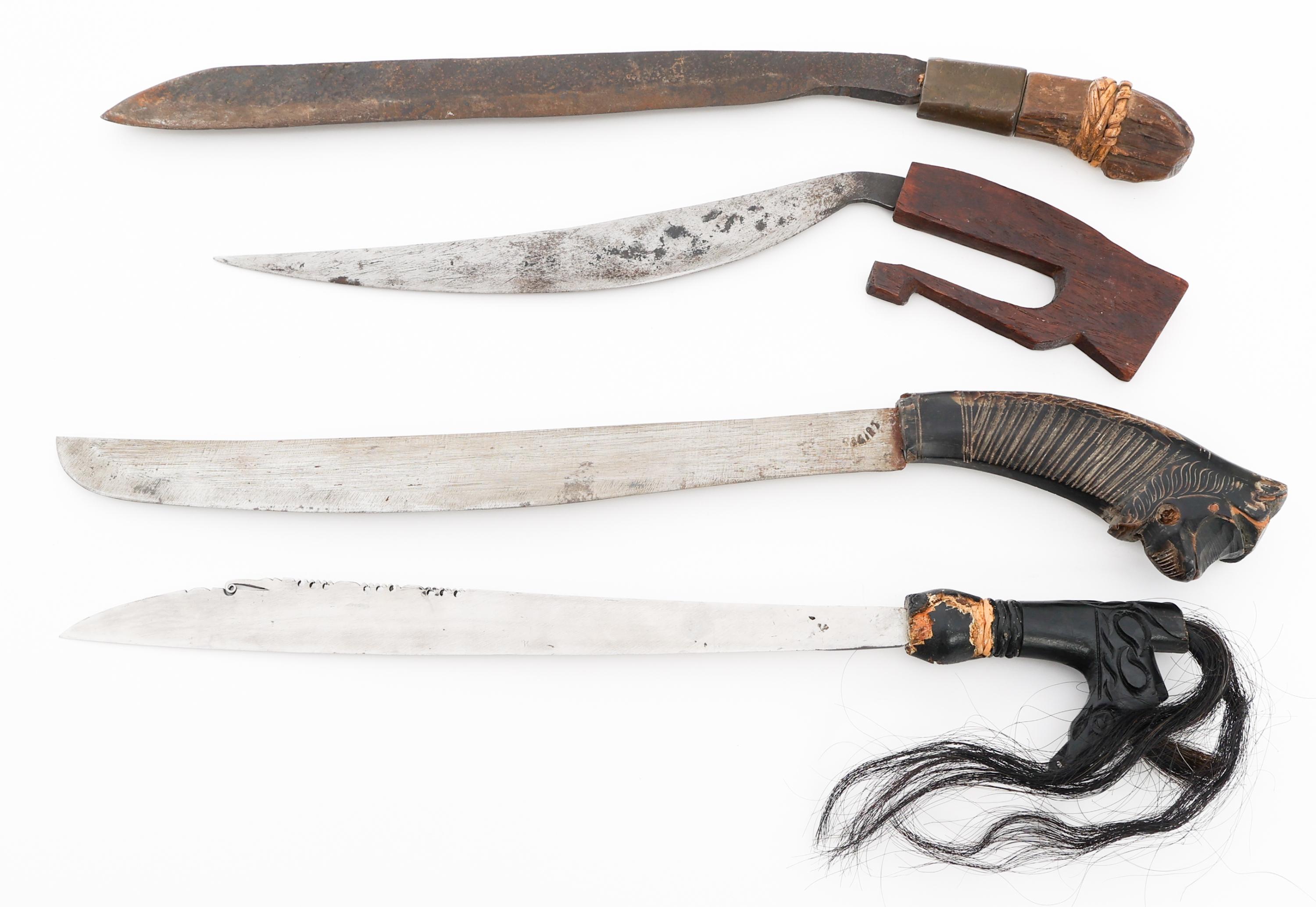SOUTHEAST ASIAN GARAB, GOLOK & MANDAU KNIVES