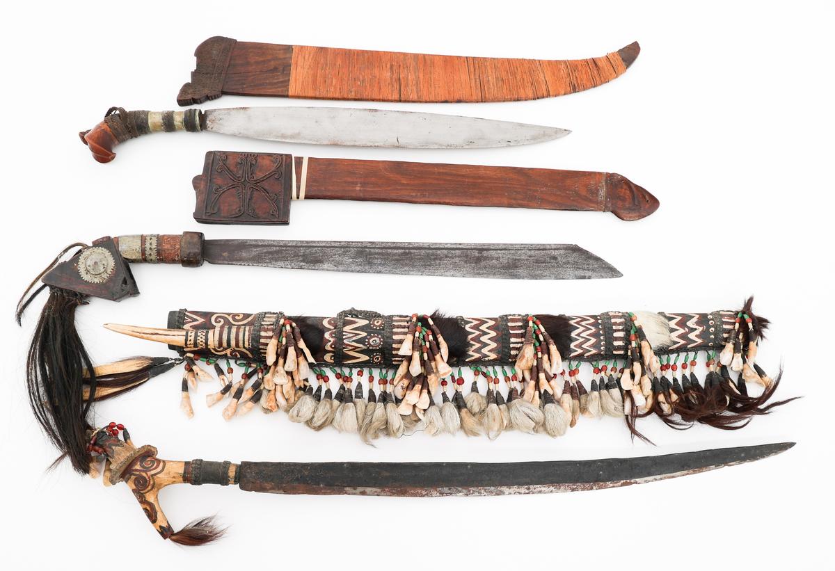 SOUTHEAST ASIAN BARONG & MANDAU KNIVES