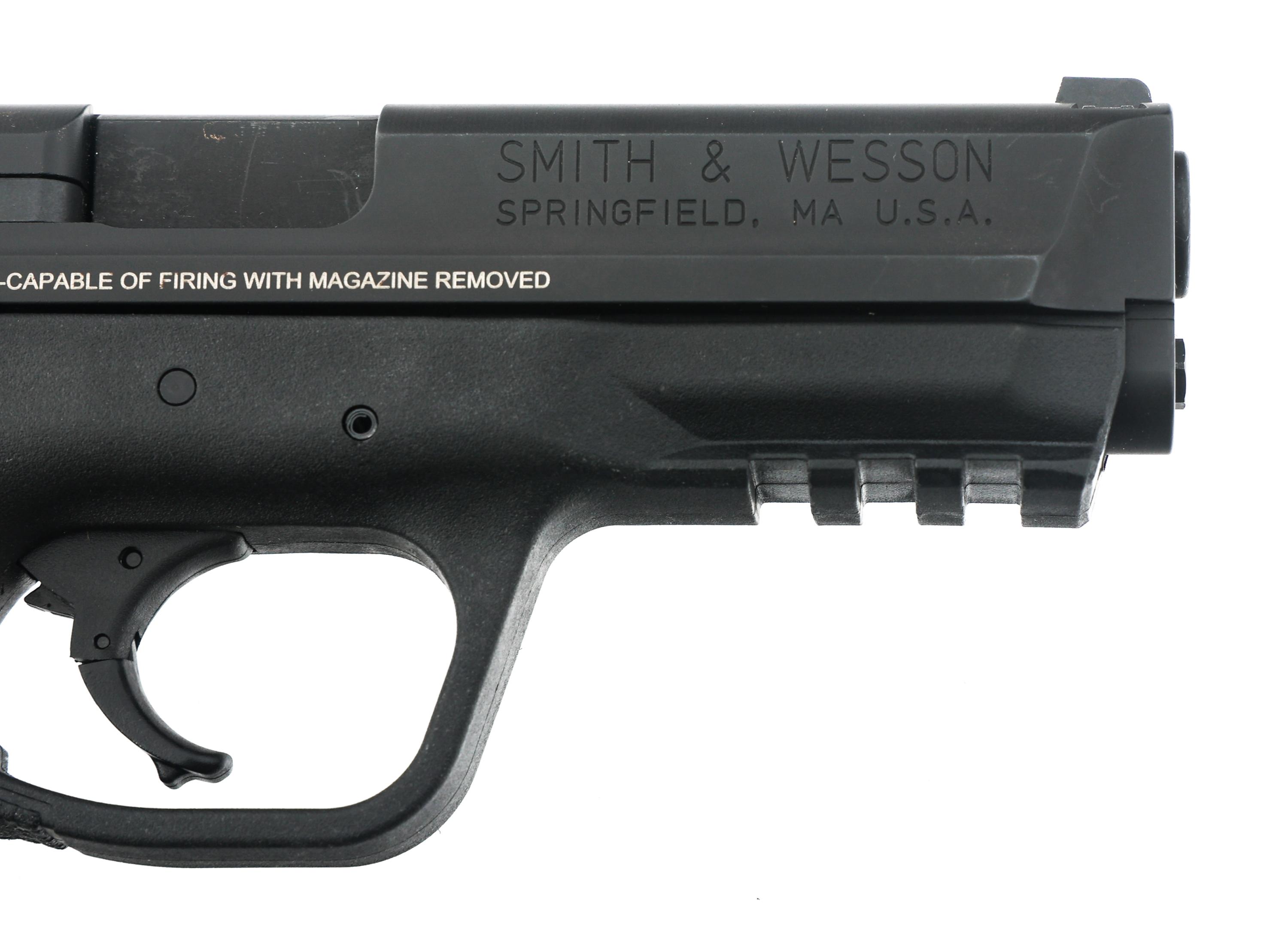 SMITH & WESSON M&P9 9x19mm CALIBER PISTOL