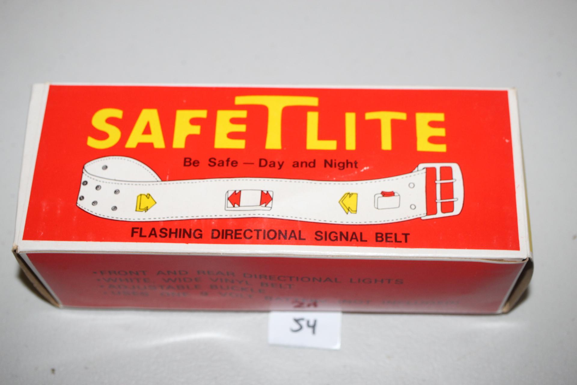 SafeTLite Flashing Directional Signal Belt, Uses 9V Battery, Adjustable Buckle, Appears Unused