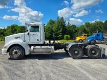 2011 Peterbilt 386 Tandem Axle Day Cab Tractor, VIN 1XHDP9X2BD129223, 430,180 Miles, Paccar 12.9L