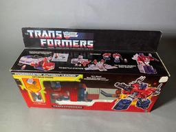 Factory Sealed 1987 Hasbro Transformer Powermaster Optimus Prime
